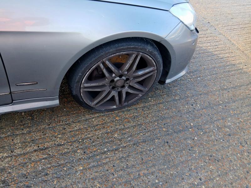 2011 MERCEDES-BENZ E CLASS E200 CGI BLUEEFFICIENCY SPORT 2DR TIP AUTO