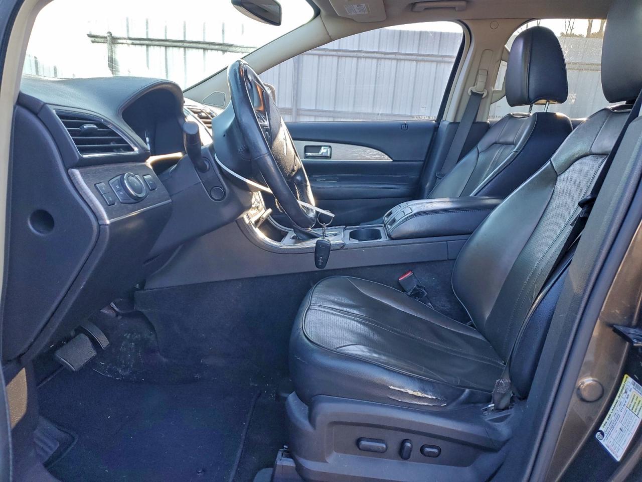 2011 Lincoln Mkx VIN: 2LMDJ8JK4BBJ07745 Lot: 96272255