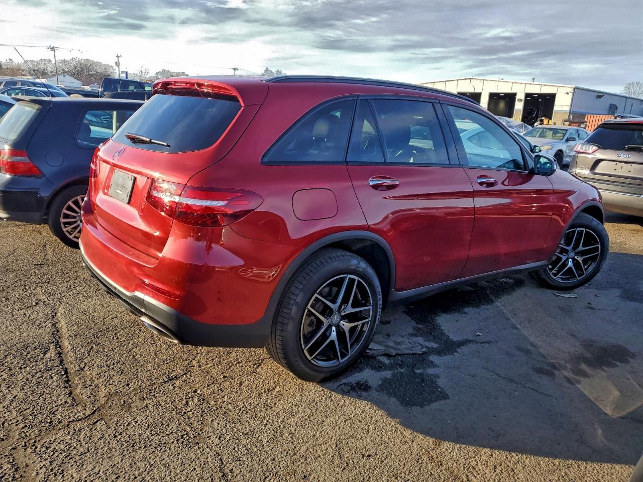 Фото: WDC0G4JB7GF109396