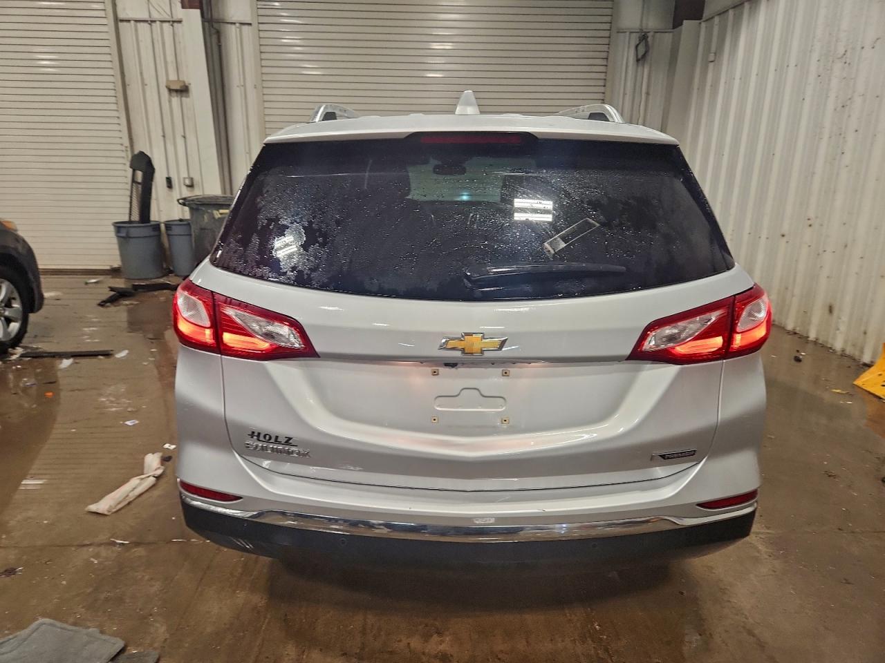 2018 Chevrolet Equinox Premier VIN: 2GNAXMEV5J6134269 Lot: 96757545
