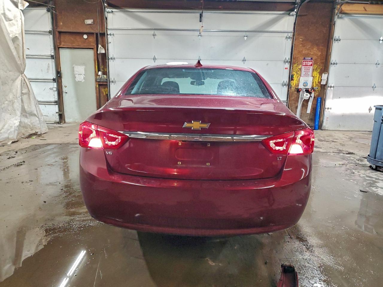 2017 Chevrolet Impala Lt VIN: 2G1105S31H9183217 Lot: 95198785