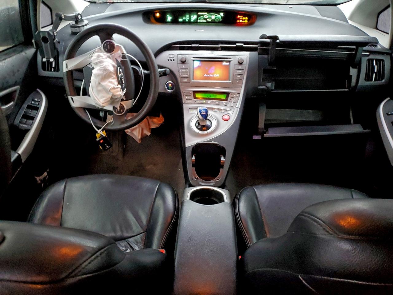 2015 Toyota Prius VIN: JTDKN3DU5F1917589 Lot: 94795535