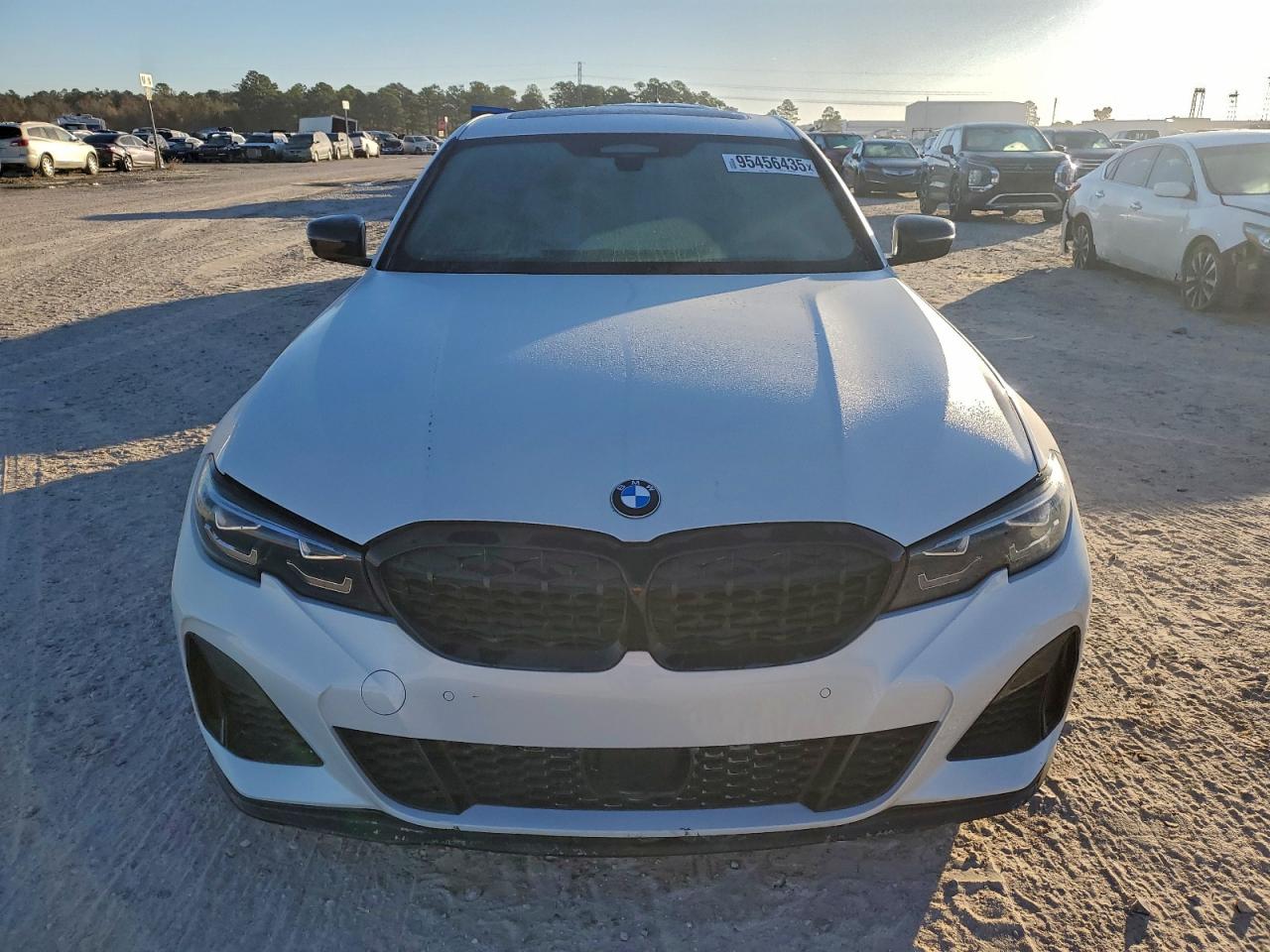 Фото: 3MW5U9J08N8C29842