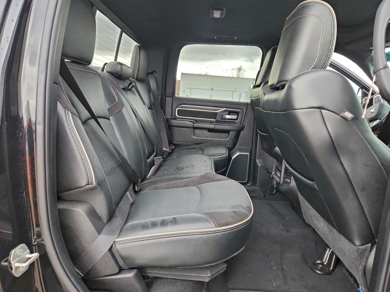 2024 Ram 3500 Laramie VIN: 3C63RRJLXRG310270 Lot: 96399655