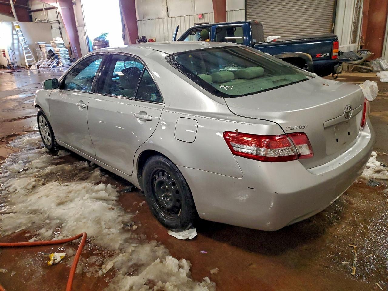 2010 Toyota Camry Base VIN: 4T4BF3EK6AR037536 Lot: 95029415