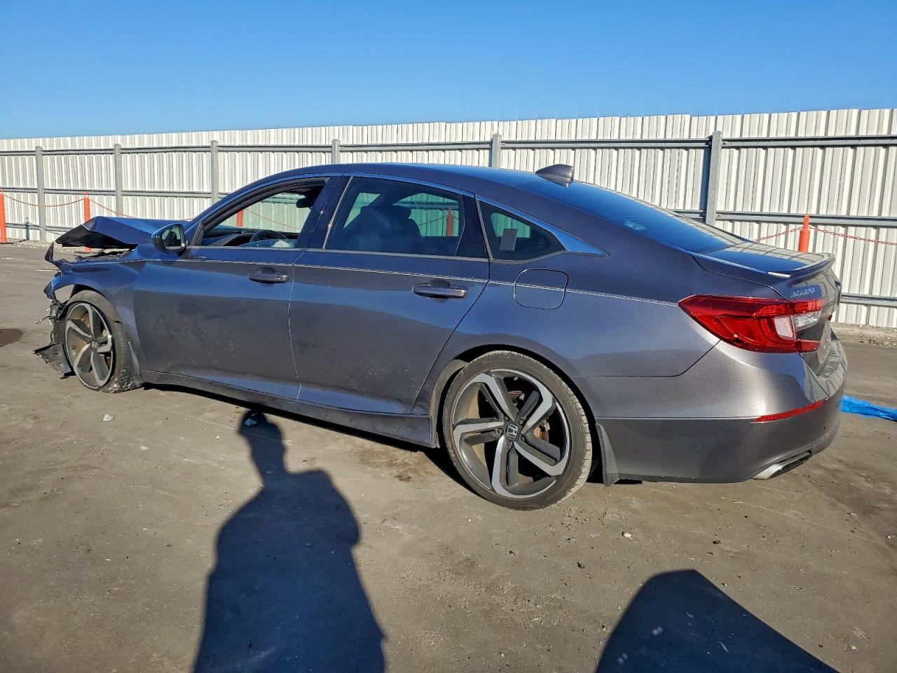 2018 Honda Accord Sport VIN: 1HGCV1F35JA197704 Lot: 97939815