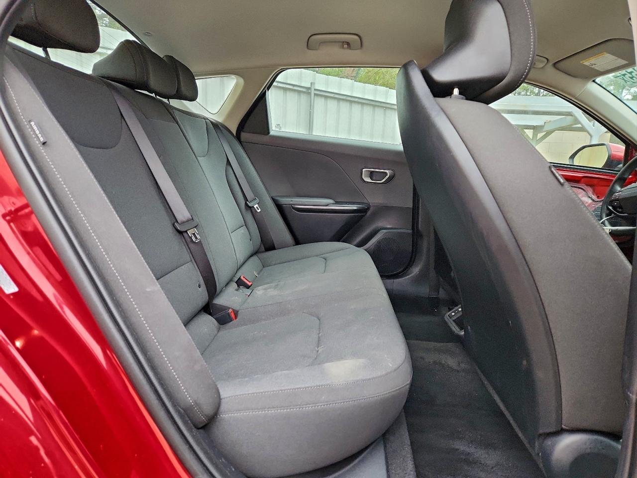 2025 Kia K4 Lx VIN: 3KPFT4DE6SE111418 Lot: 95632955