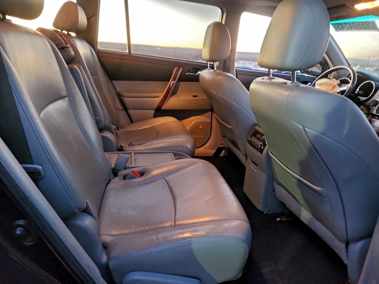 2013 Toyota Highlander Limited VIN: 5TDYK3EH7DS102721 Lot: 95504245