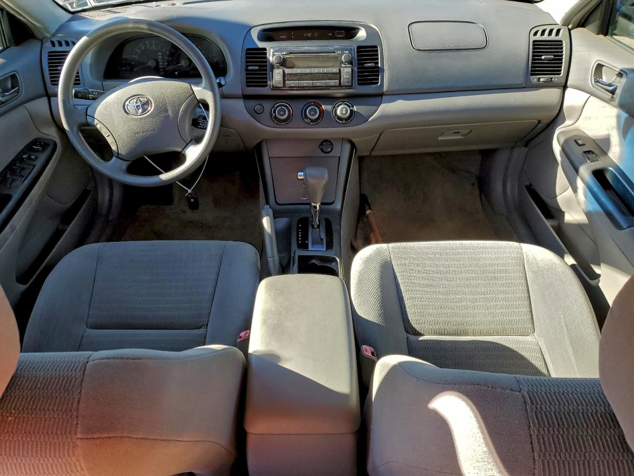 2005 Toyota Camry Le VIN: 4T1BE32K25U050811 Lot: 96352125