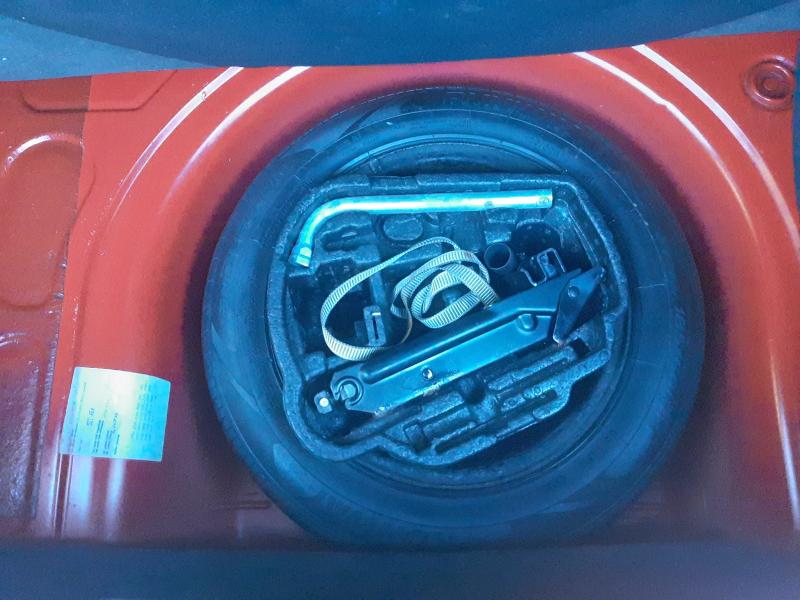 2009 VOLKSWAGEN FOX 1.2 URBAN FOX 3DR