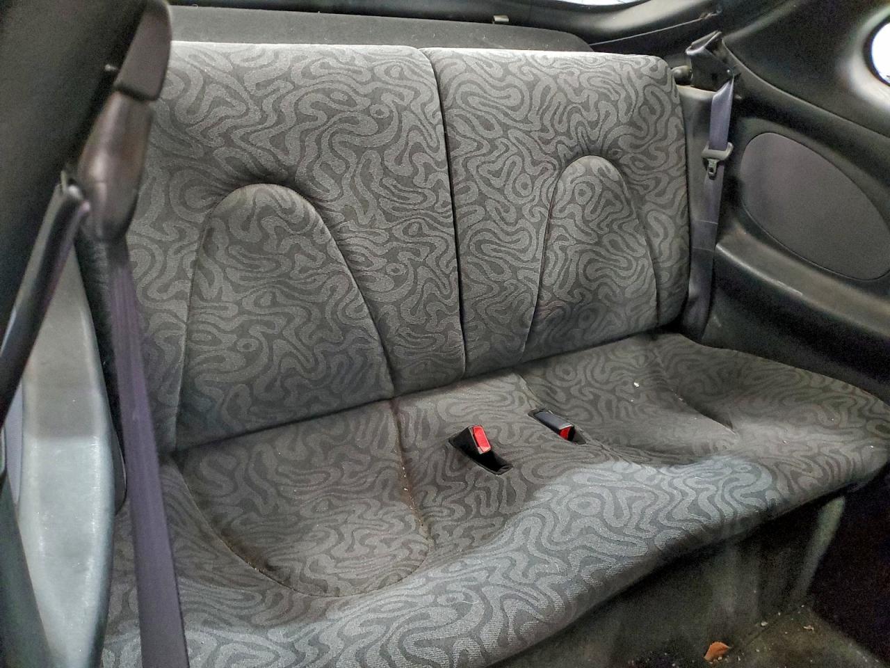 2000 Hyundai Tiburon VIN: KMHJG25F4YU158009 Lot: 94780675