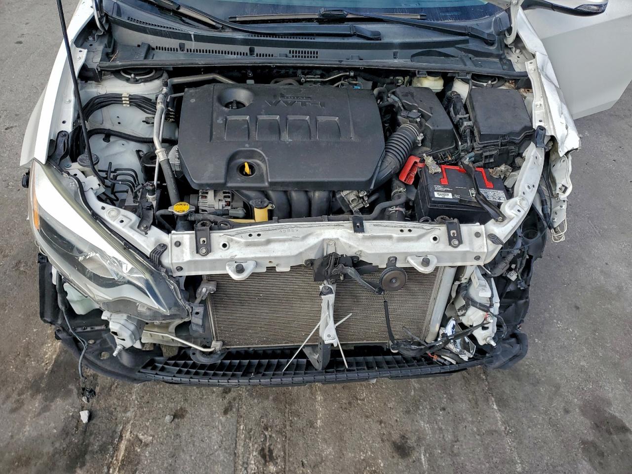 2015 Toyota Corolla L VIN: 5YFBURHE9FP271414 Lot: 94934175