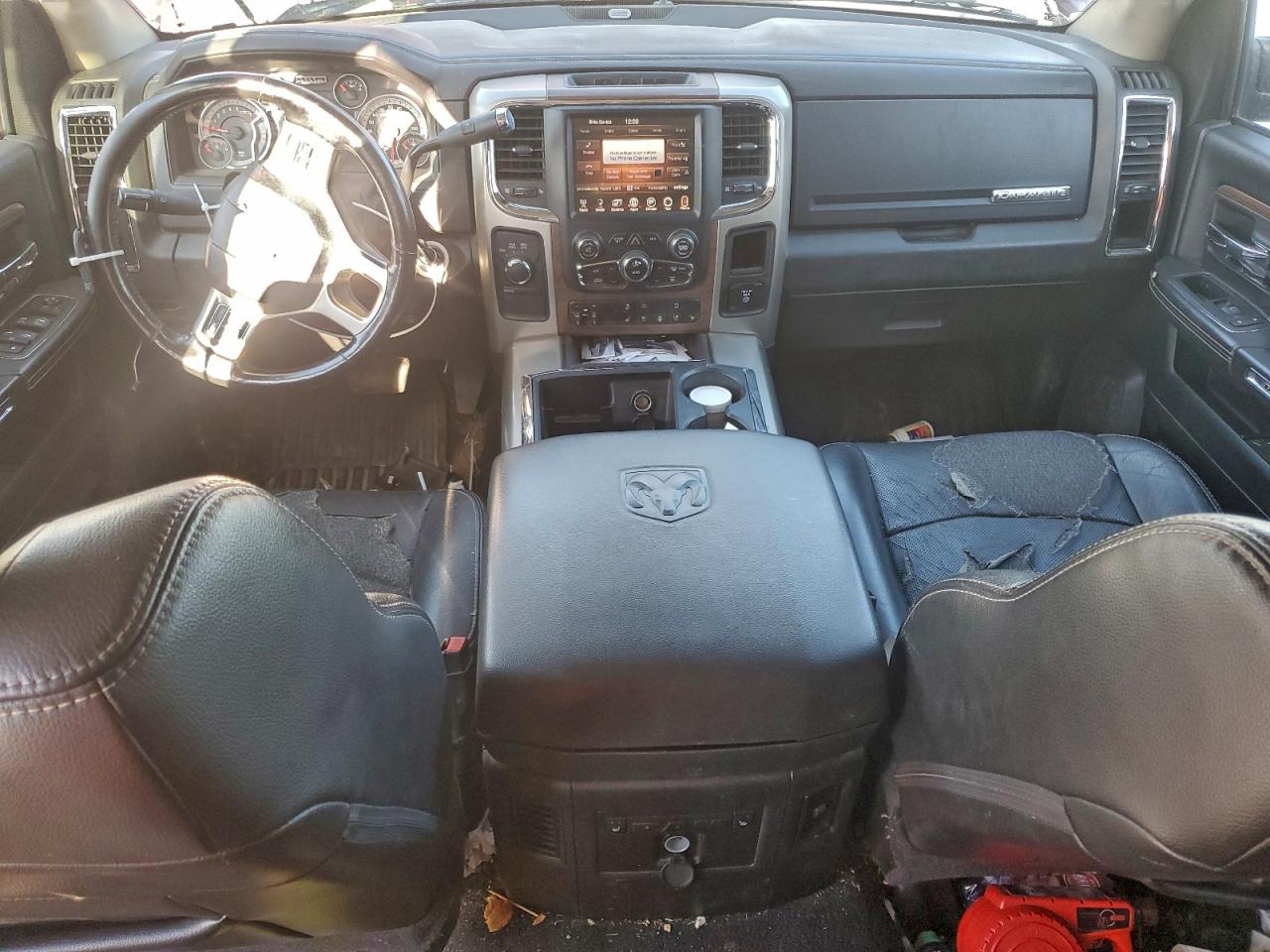 2015 Ram 2500 Laramie VIN: 3C6UR5NJ6FG538641 Lot: 96318335