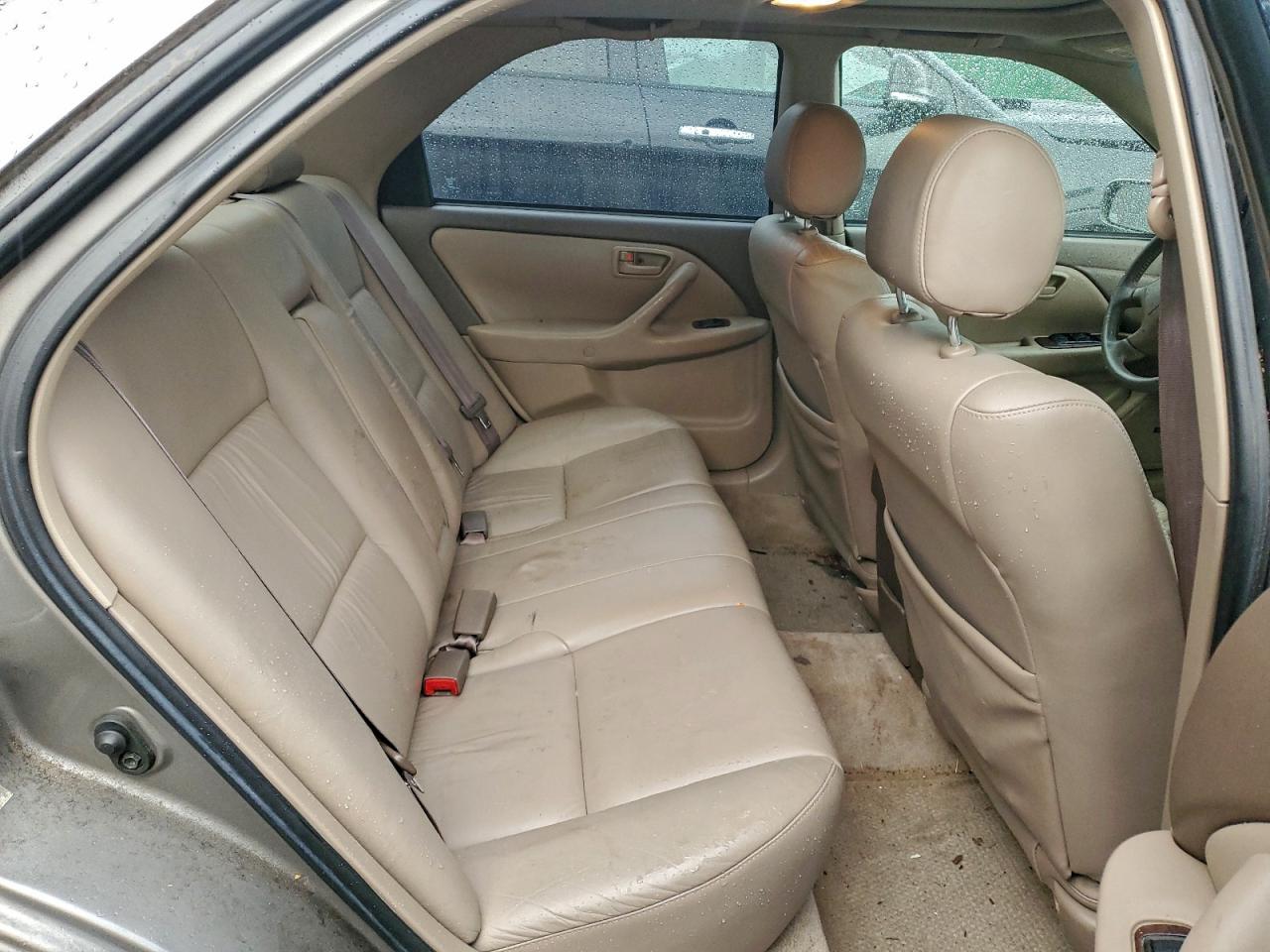 2000 Toyota Camry Le VIN: 4T1BF28K9YU091701 Lot: 94105185