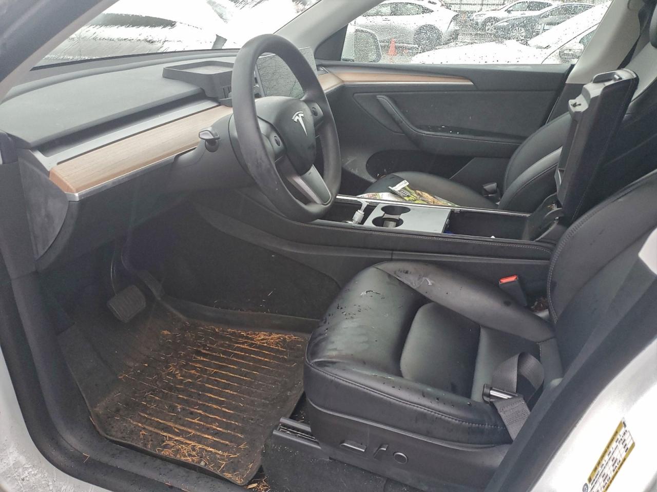 2023 Tesla Model Y VIN: 7SAYGDEE2PF647072 Lot: 96142445