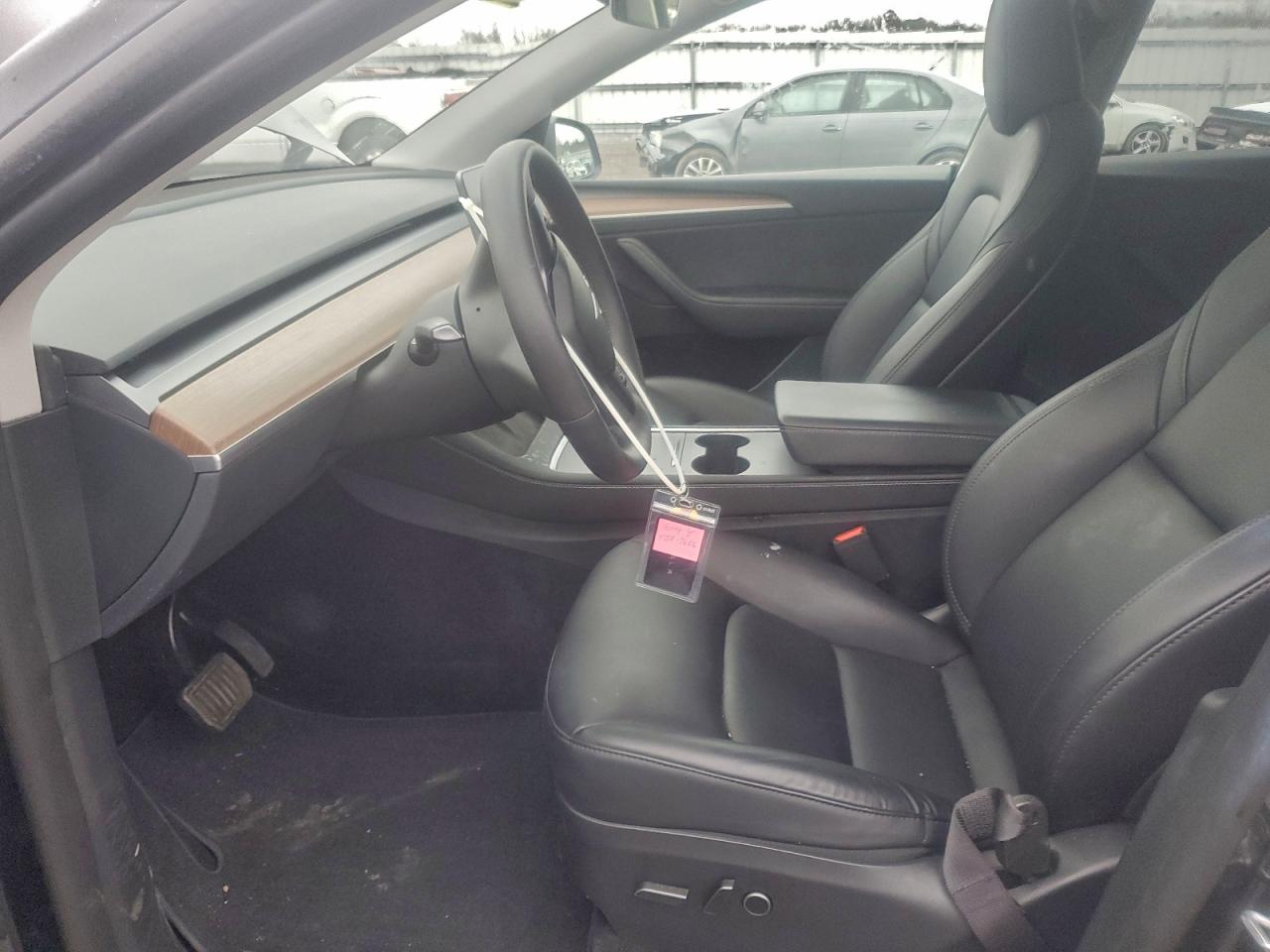 2024 Tesla Model Y VIN: 7SAYGDED3RF095933 Lot: 93995015