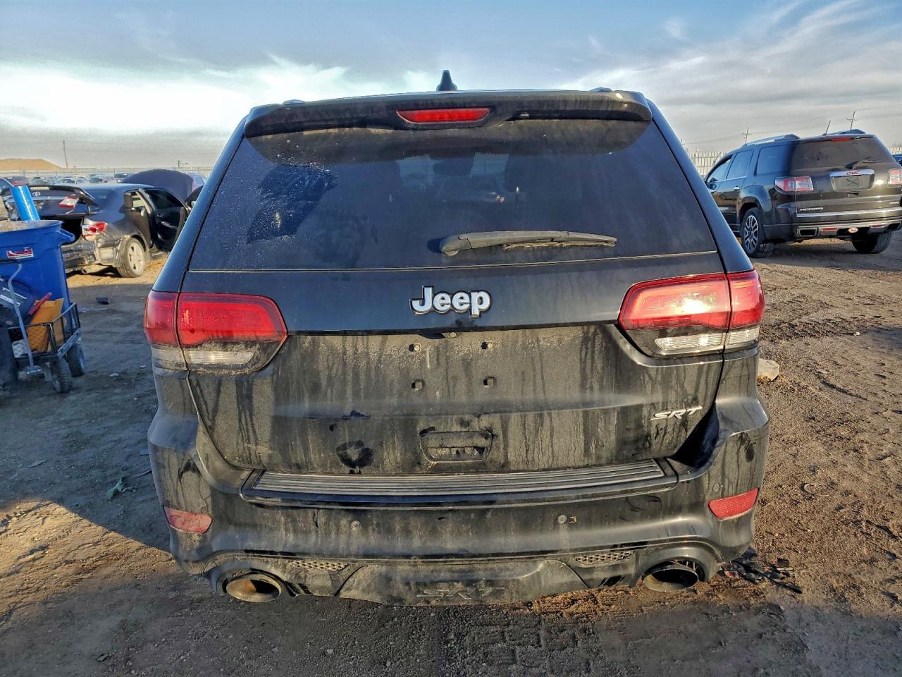 2017 Jeep Grand Cherokee Srt-8 VIN: 1C4RJFDJXHC919637 Lot: 96819765