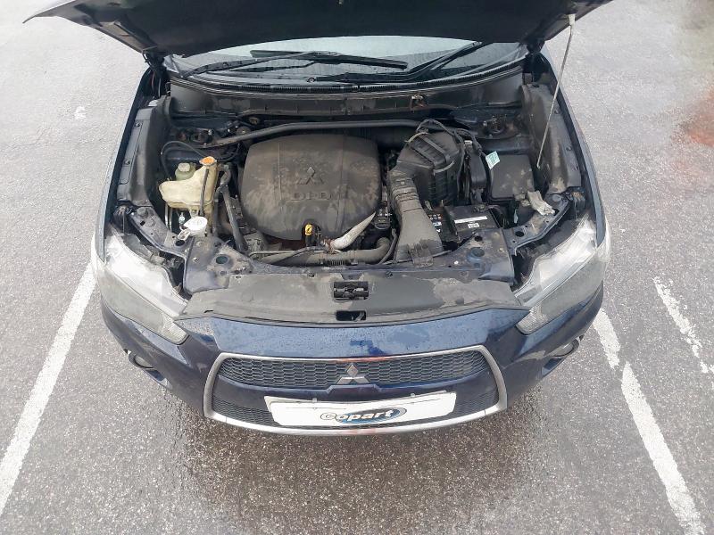 2011 MITSUBISHI OUTLANDER 2.2 DI-D JURO 5DR SST