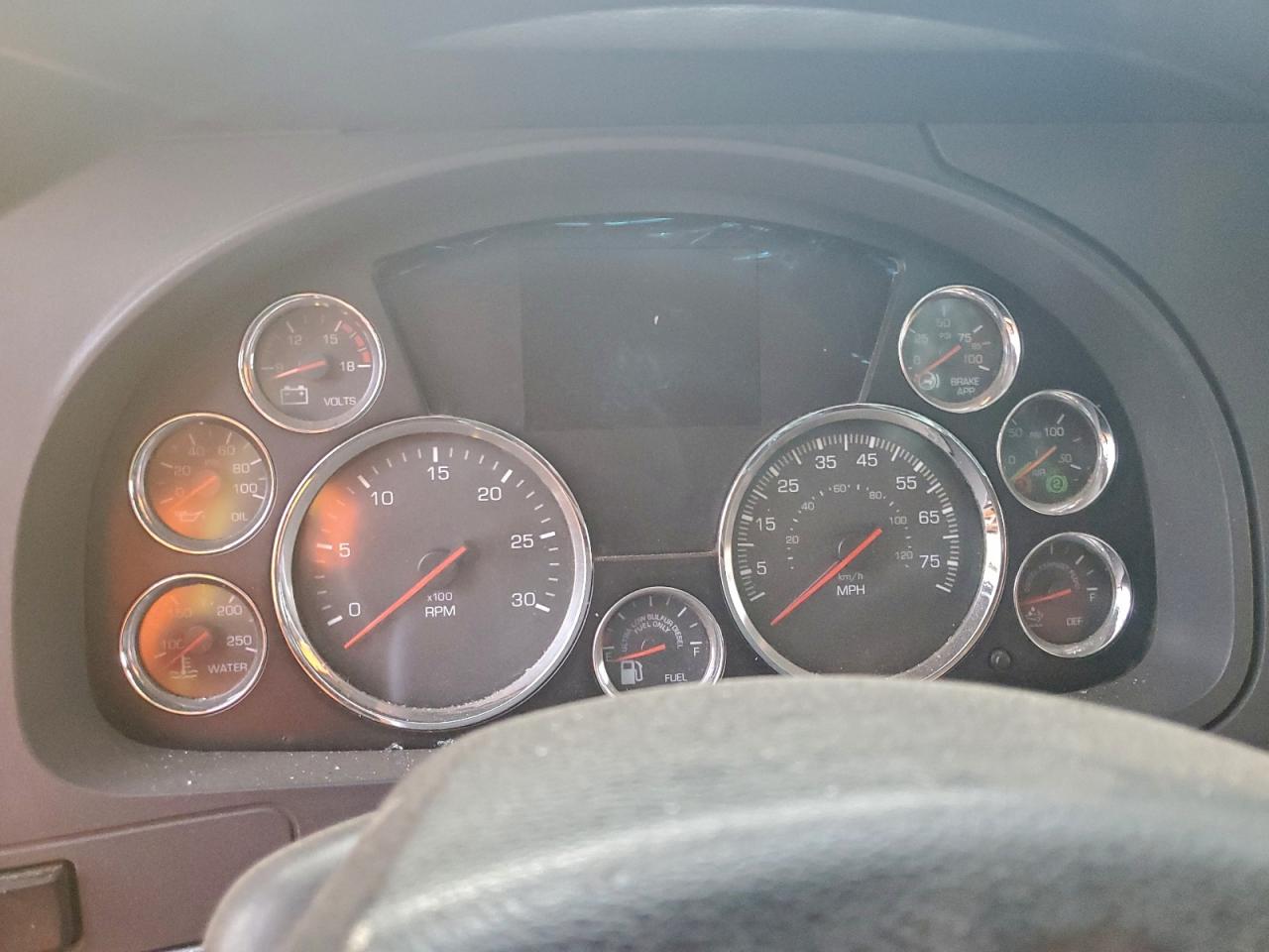 2020 Kenworth Constructi - Semi Truck VIN: 3WKYDP9X4LF416219 Lot: 94371375