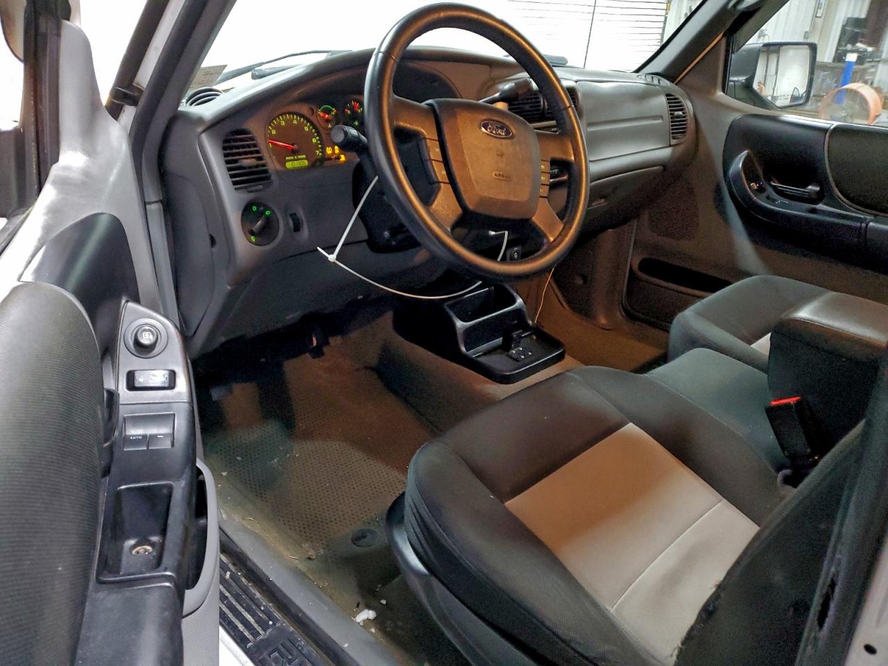 2011 Ford Ranger Super Cab VIN: 1FTLR4FE0BPA85641 Lot: 94974745