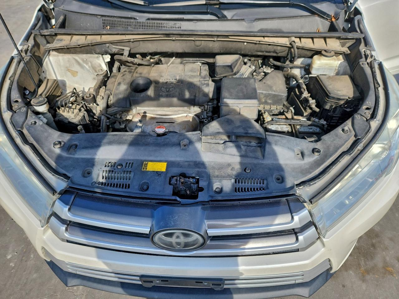 2017 Toyota Highlander Le VIN: 5TDZARFH1HS028372 Lot: 95085725