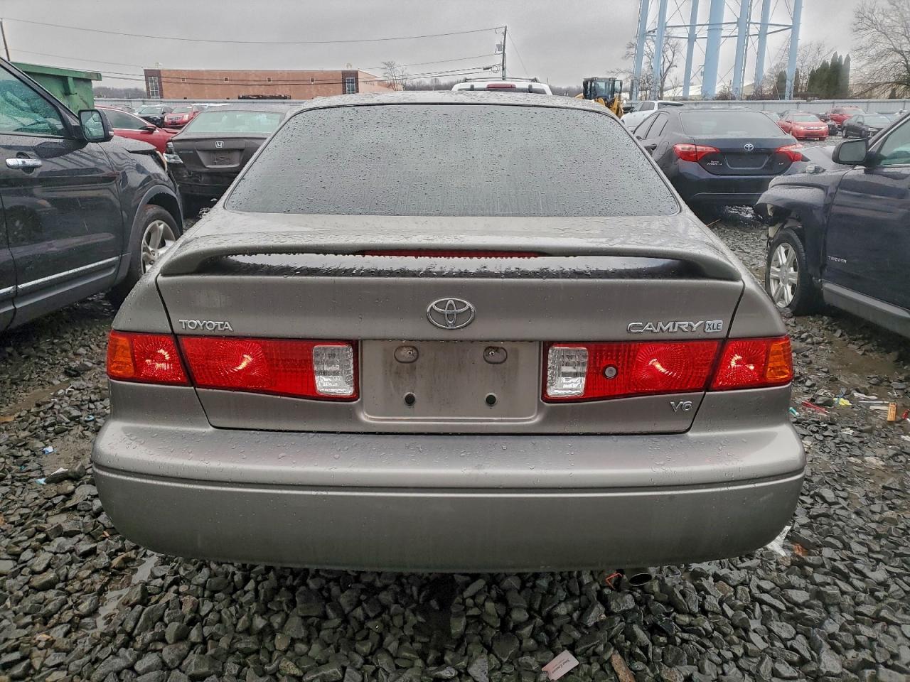 2000 Toyota Camry Le VIN: 4T1BF28K9YU091701 Lot: 94105185