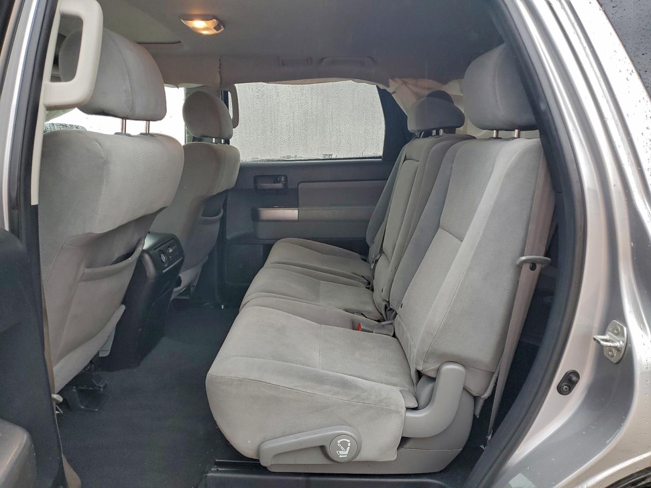 2019 Toyota Sequoia Sr5 VIN: 5TDBY5G10KS170694 Lot: 94567485