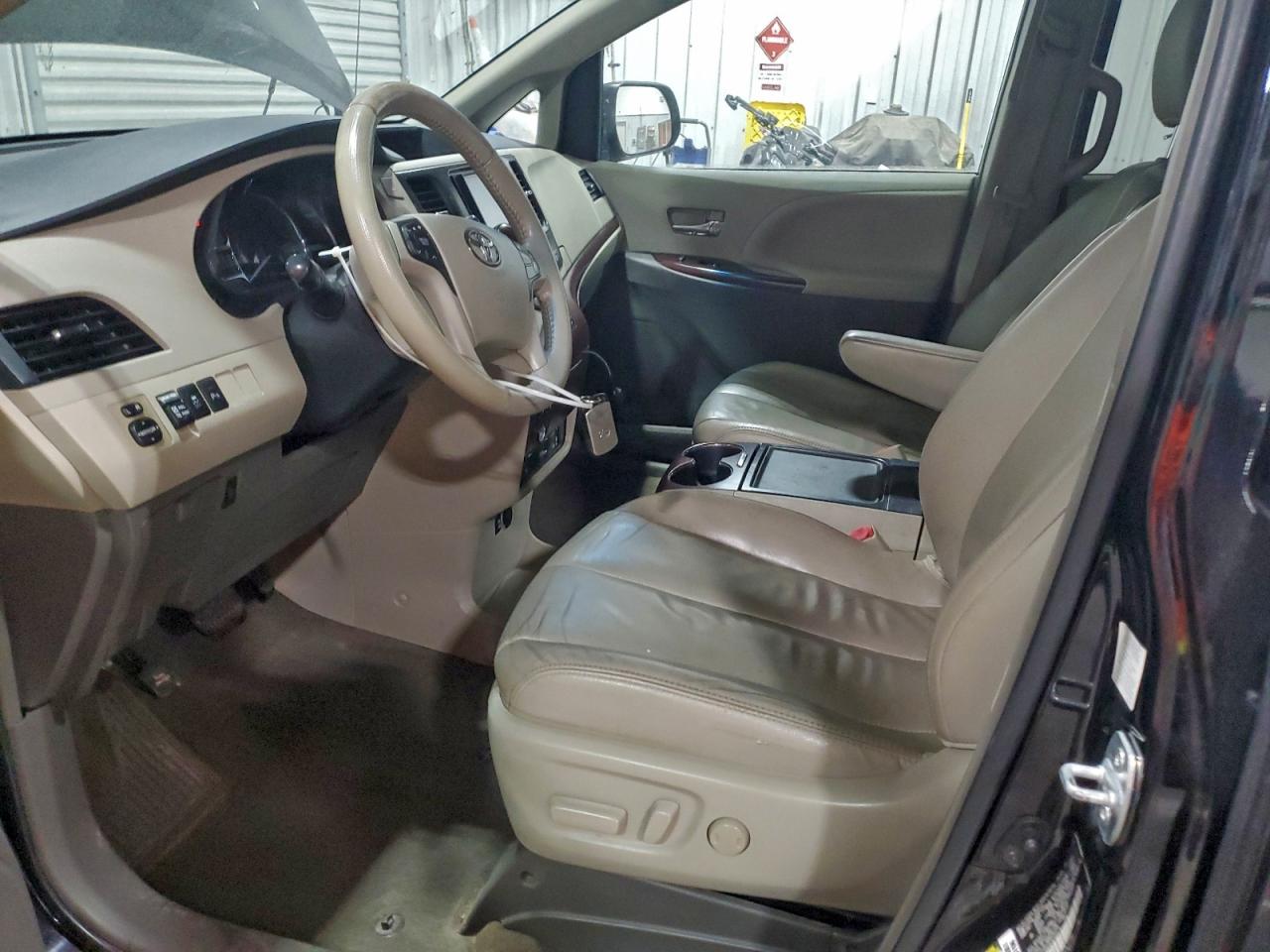 2013 Toyota Sienna Xle VIN: 5TDDK3DC5DS064376 Lot: 94694425