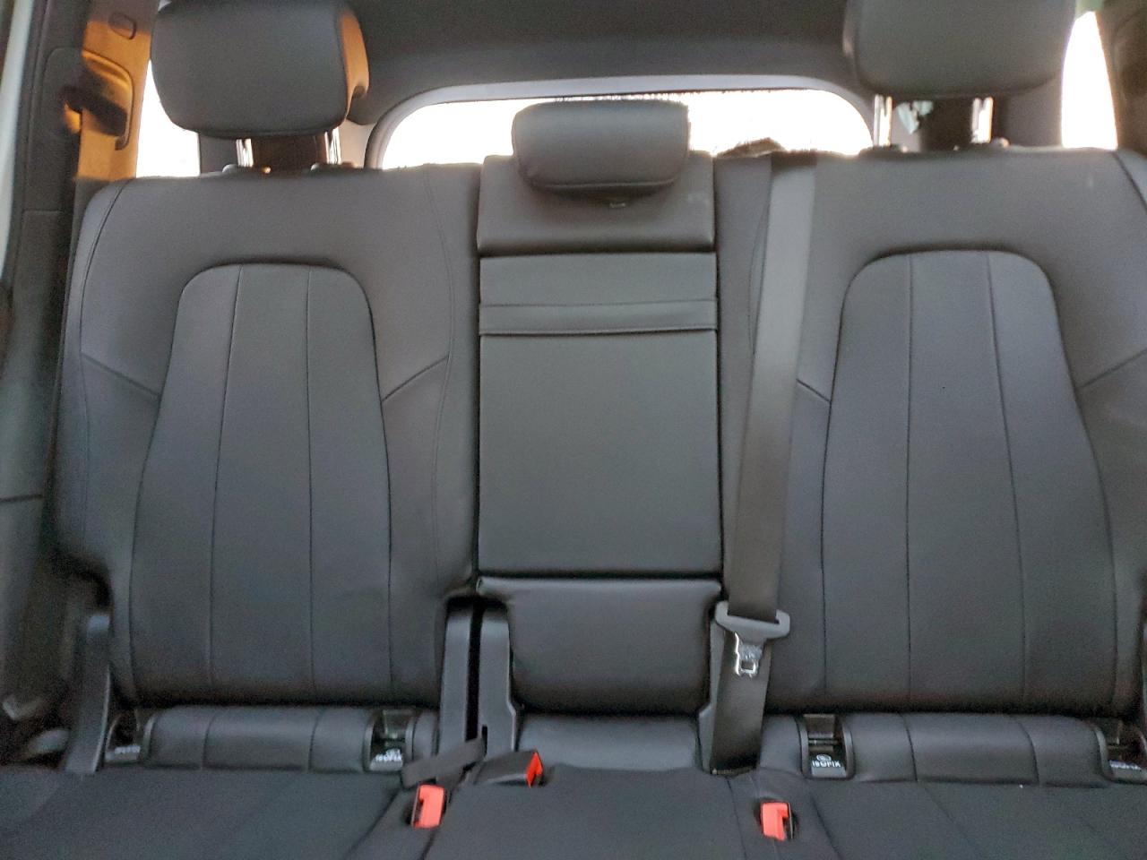 Фото: W1N4M4HB3SW383363