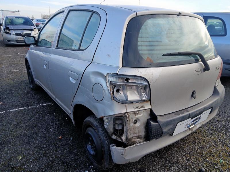 2002 TOYOTA YARIS GS 