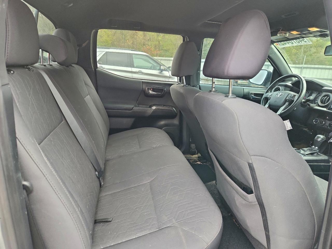 2017 Toyota Tacoma Double Cab VIN: 5TFCZ5AN8HX102370 Lot: 94870445