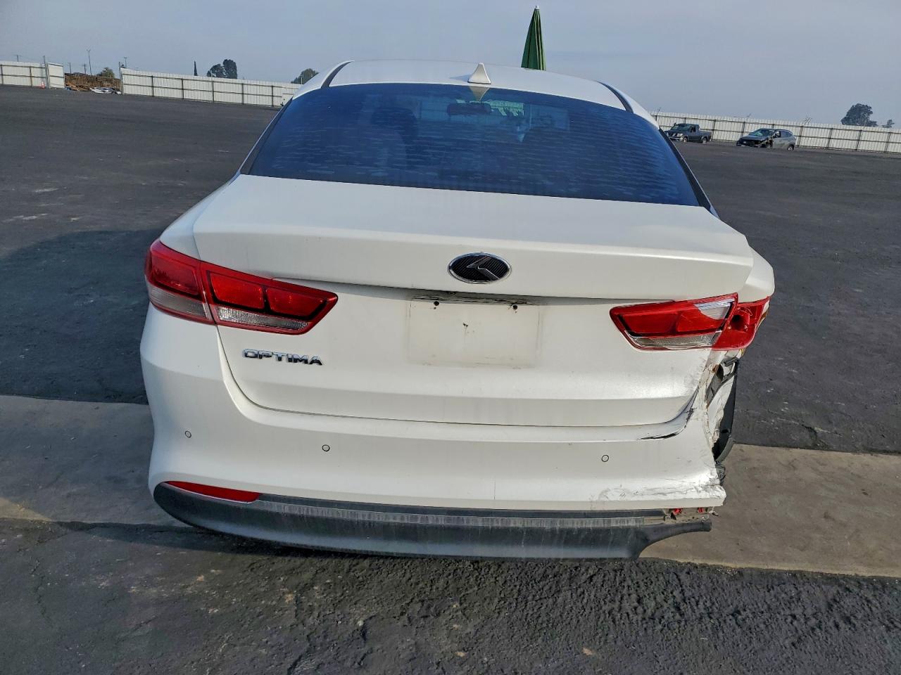 2018 Kia Optima Lx VIN: 5XXGT4L31JG251869 Lot: 95683195