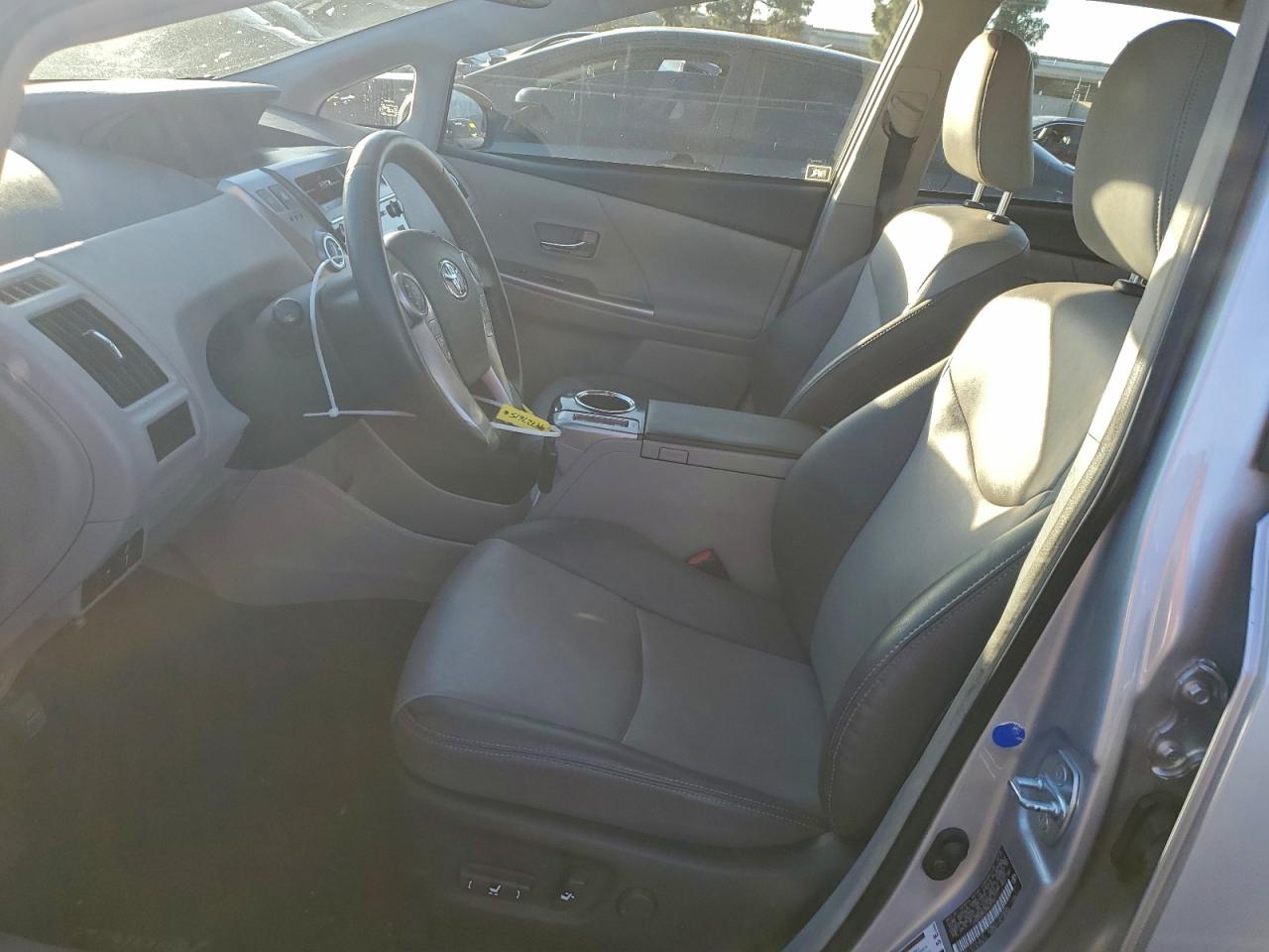 2016 Toyota Prius V VIN: JTDZN3EU9GJ045111 Lot: 94727615