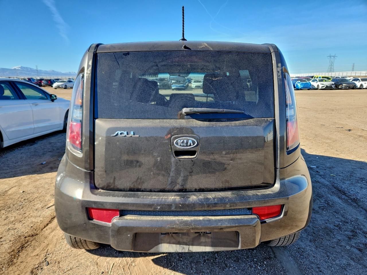 2011 Kia Soul + VIN: KNDJT2A27B7259070 Lot: 94917135