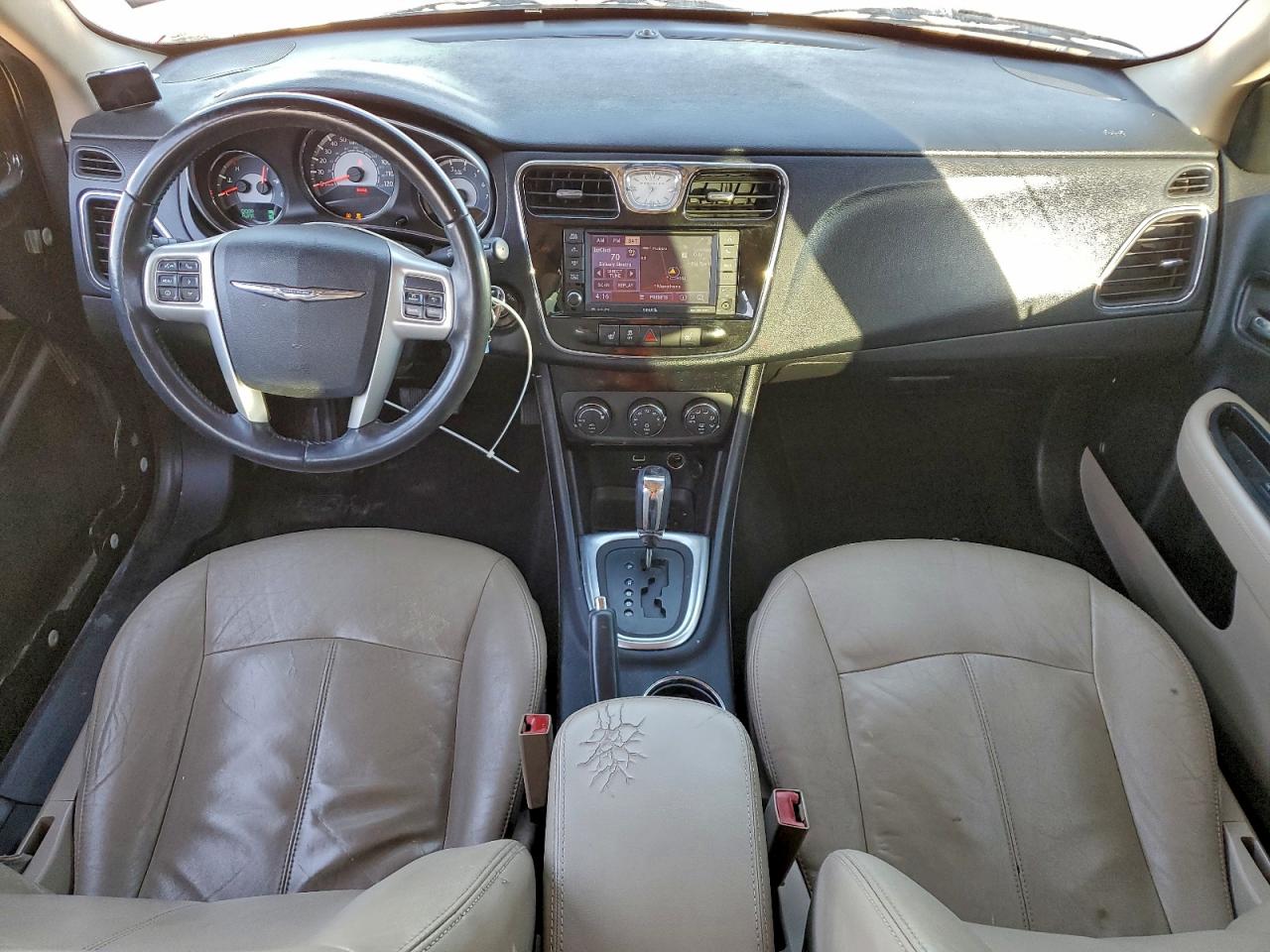 2012 Chrysler 200 Limited VIN: 1C3CCBCB2CN261686 Lot: 93102135