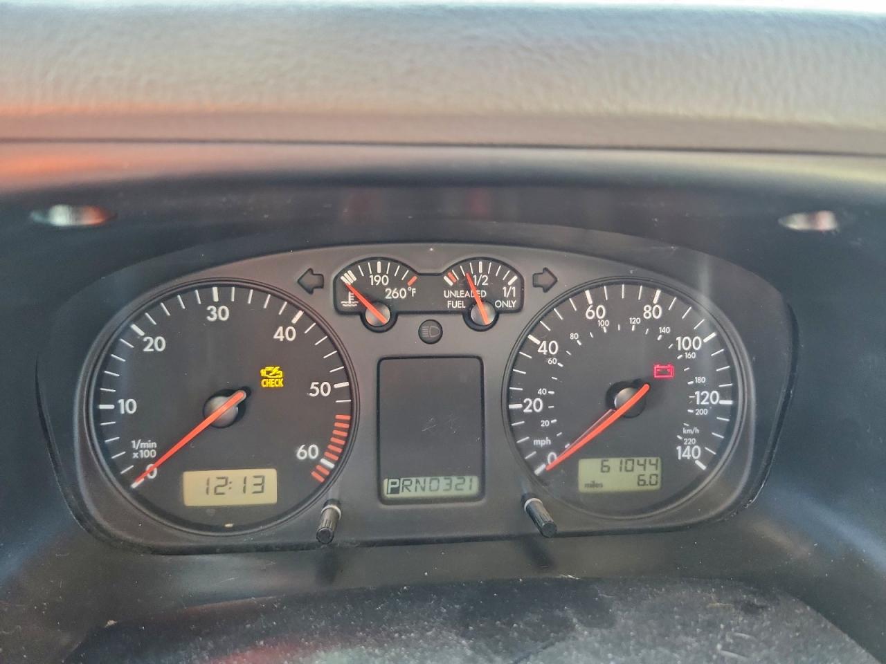 1999 Volkswagen Eurovan VIN: WV3AH2703XH118437 Lot: 95960975