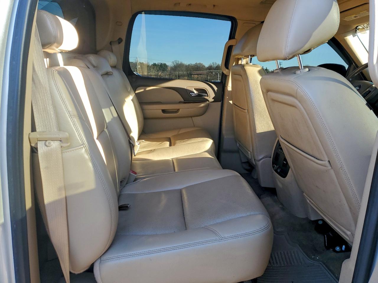 2013 Chevrolet Avalanche Ltz VIN: 3GNTKGE72DG131879 Lot: 94993255