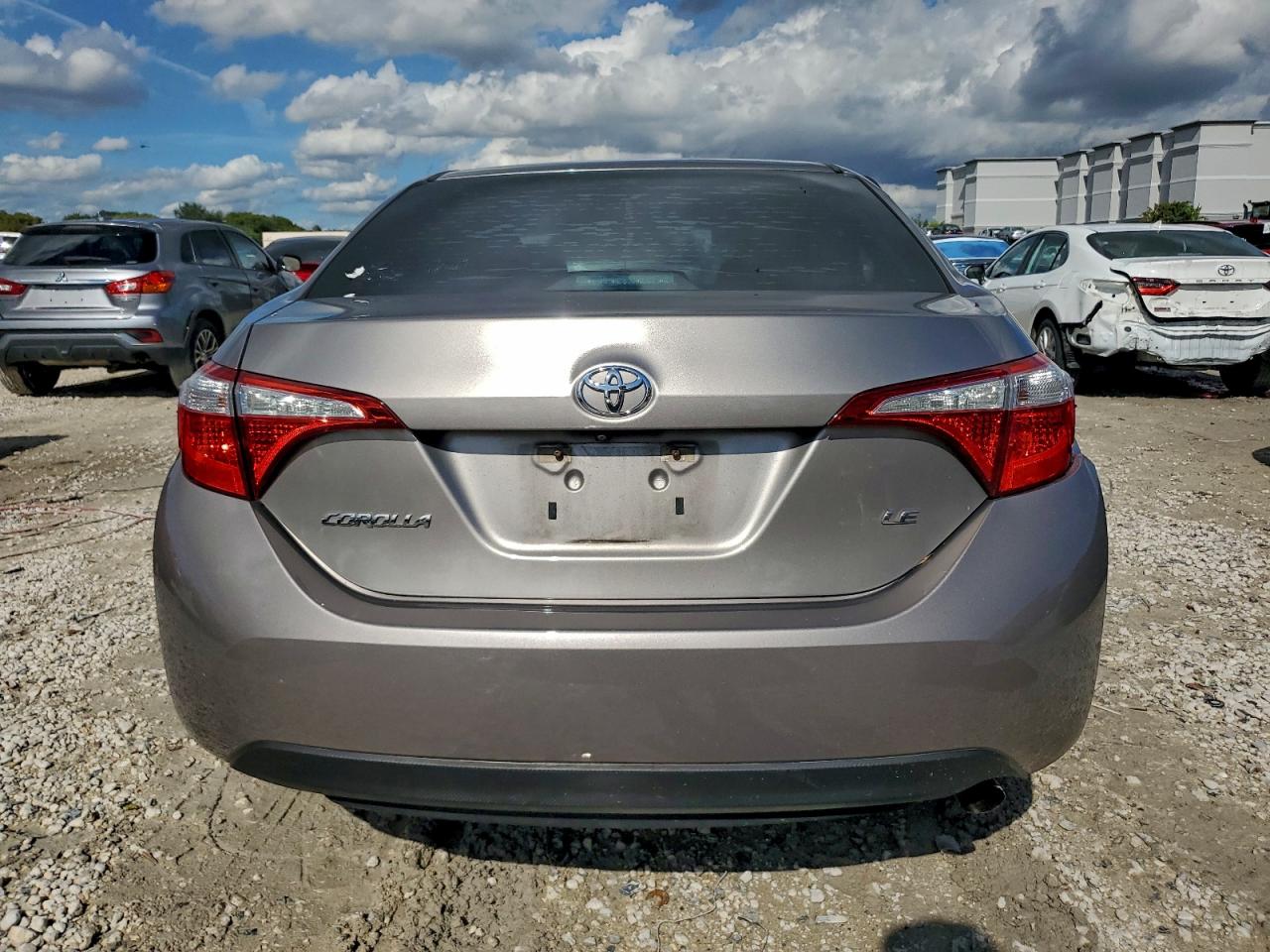 2015 Toyota Corolla L VIN: 5YFBURHE9FP337783 Lot: 96405005