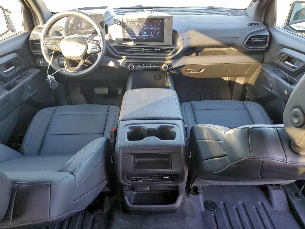 2024 Chevrolet Silverado VIN: 1GC10UED2RU200455 Lot: 94372865