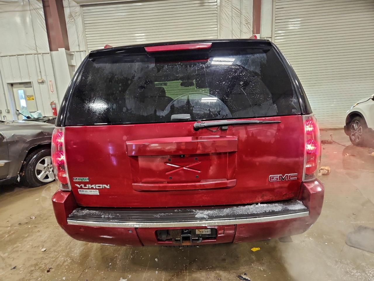 2011 GMC Yukon Denali VIN: 1GKS2EEFXBR208225 Lot: 94478865