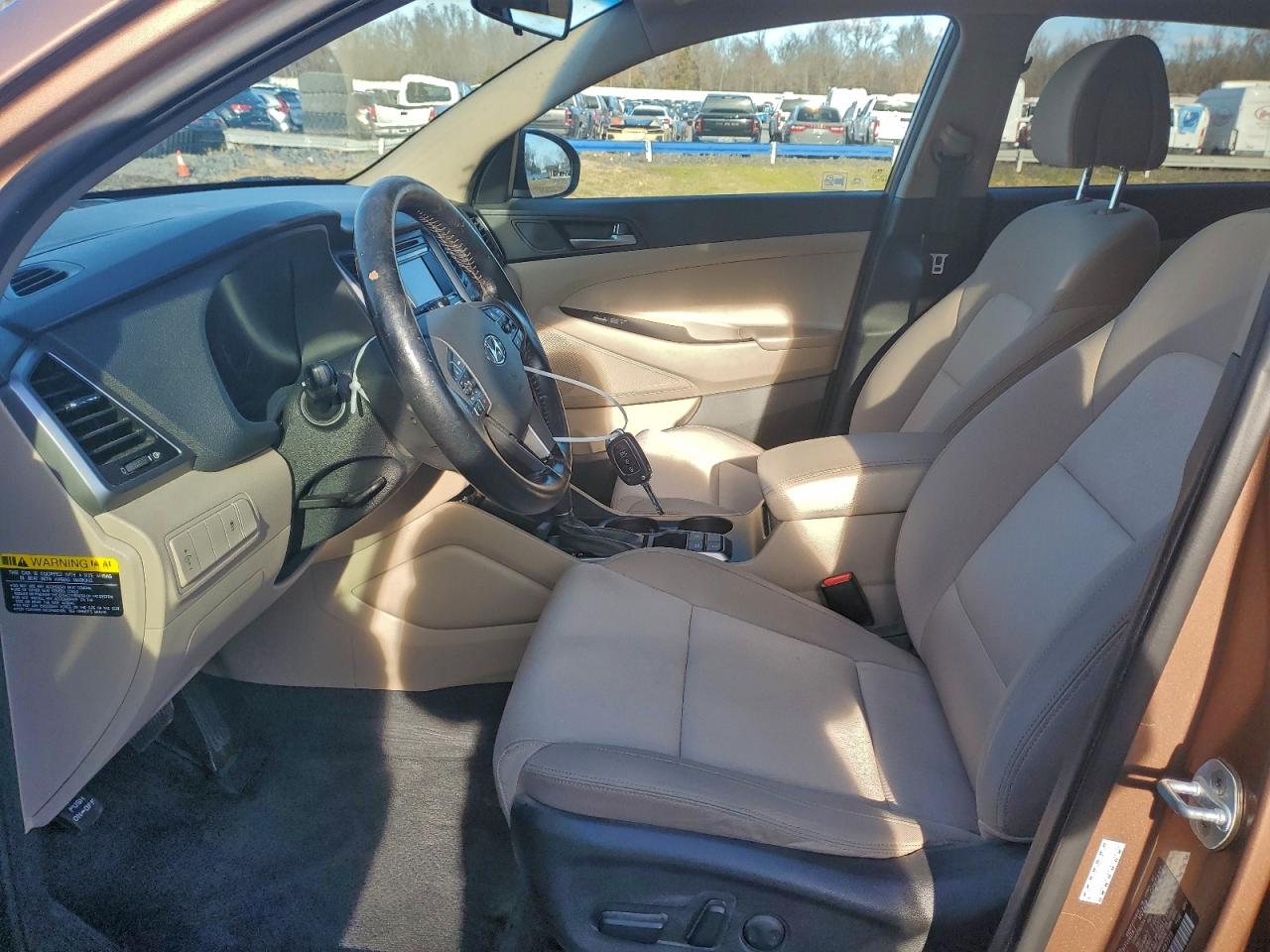 2017 Hyundai Tucson Limited VIN: KM8J3CA47HU497319 Lot: 94692435