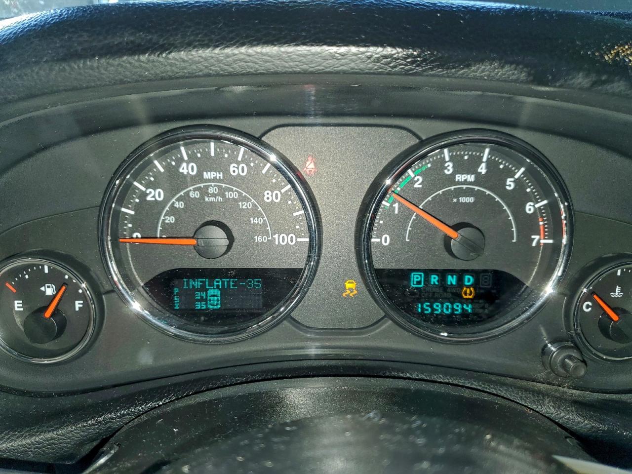 2014 Jeep Wrangler Unlimited Sport VIN: 1C4BJWDG3EL263802 Lot: 97258225