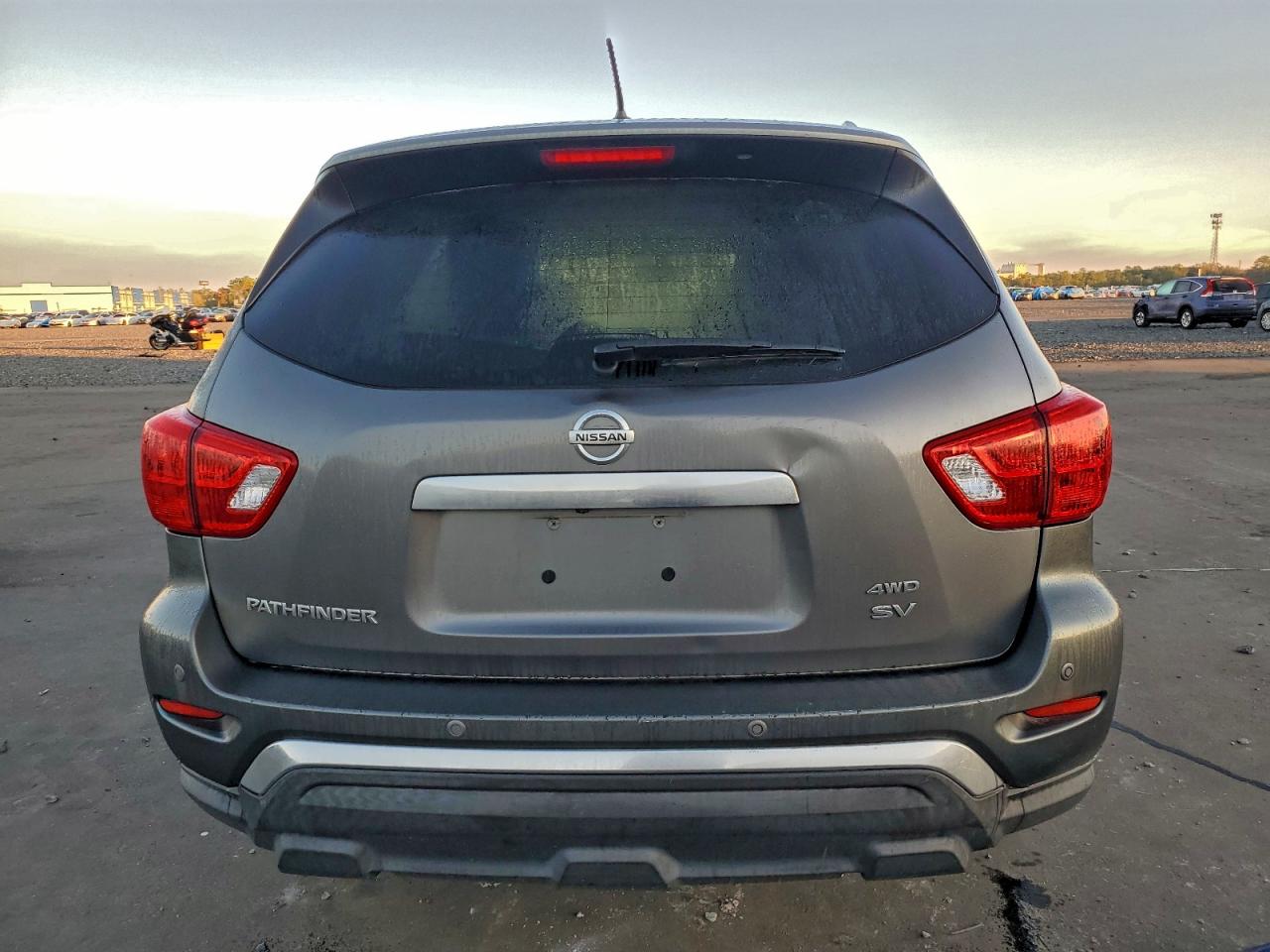 2017 Nissan Pathfinder S VIN: 5N1DR2MM2HC633430 Lot: 96353255