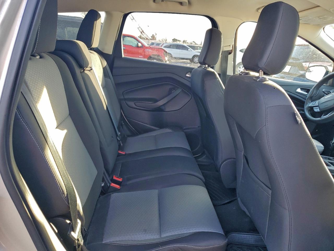 2018 Ford Escape Se VIN: 1FMCU9GD0JUA25887 Lot: 95492735