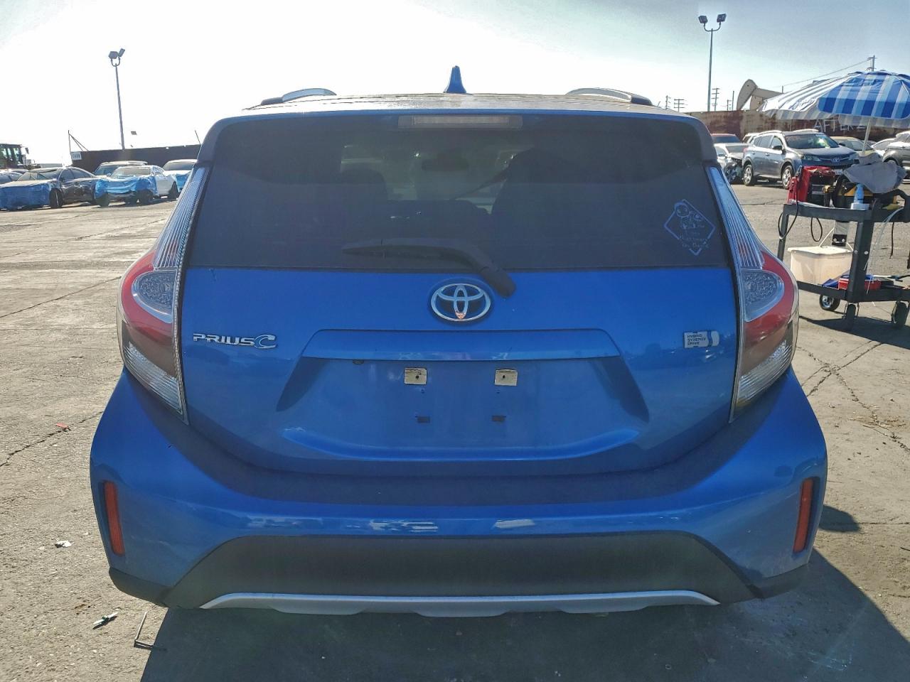 2018 Toyota Prius C VIN: JTDKDTB37J1600239 Lot: 96338815