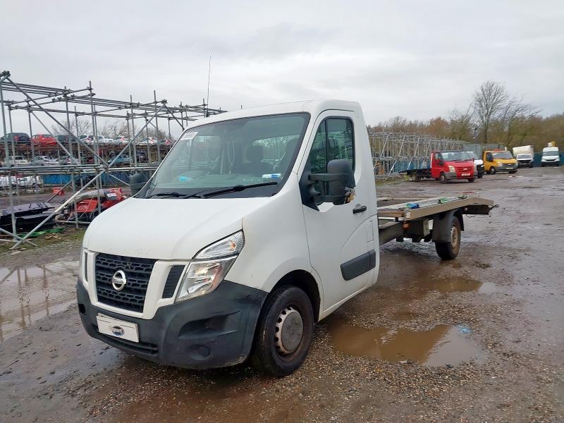 2016 NISSAN NV400 2.3 DCI 125PS H1 SE CHASSIS CAB for sale at Copart ROCHFORD