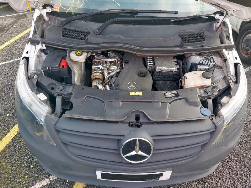 2021 MERCEDES-BENZ VITO 116CDI PROGRESSIVE VAN 9G-TRONIC