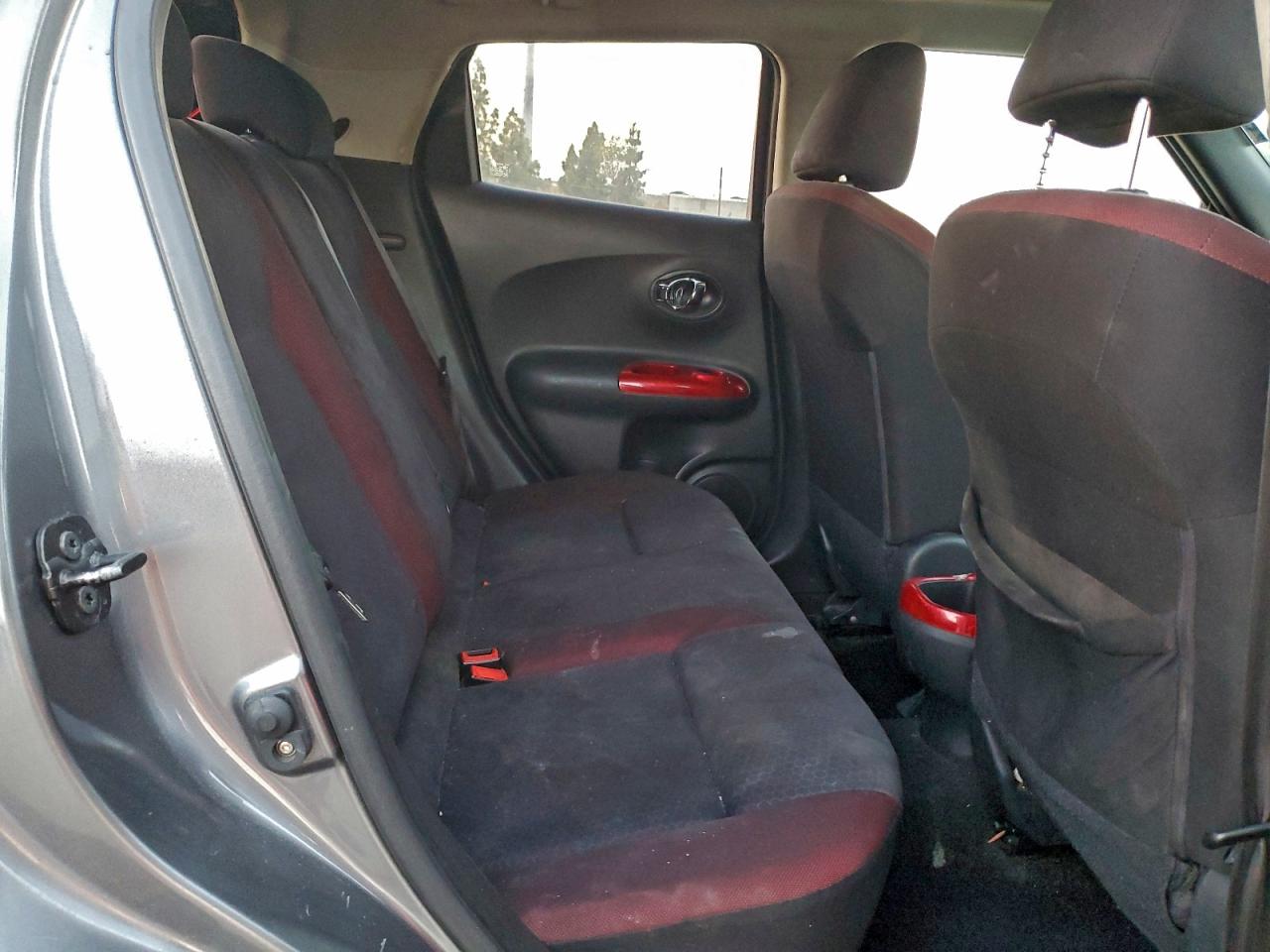 2014 Nissan Juke S VIN: JN8AF5MR3ET354341 Lot: 94817835