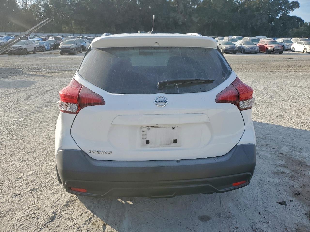 2019 Nissan Kicks S VIN: 3N1CP5CU3KL548815 Lot: 95345325