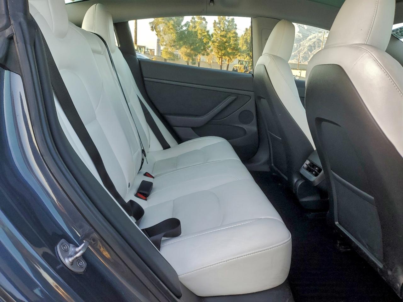 2023 Tesla Model 3 VIN: 5YJ3E1EAXPF517131 Lot: 94940355